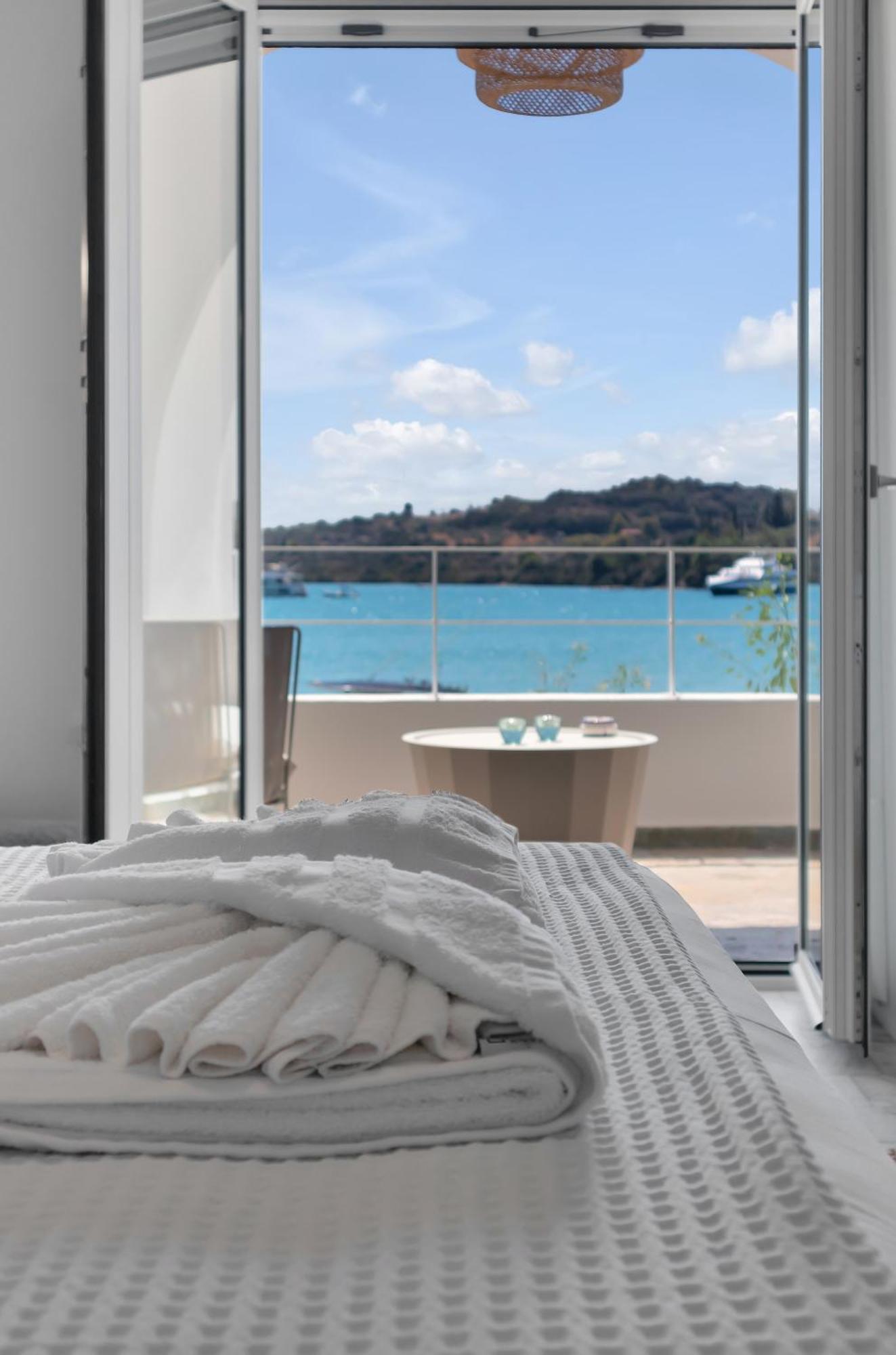 Kavouraki Apartment & Studio Porto Heli Extérieur photo